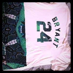 Brand nwt Kobe Bryant shirt never worn